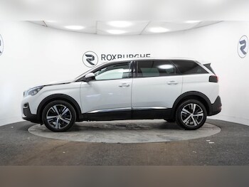 Used Peugeot 5008 2020 for sale - 77014421: Photo