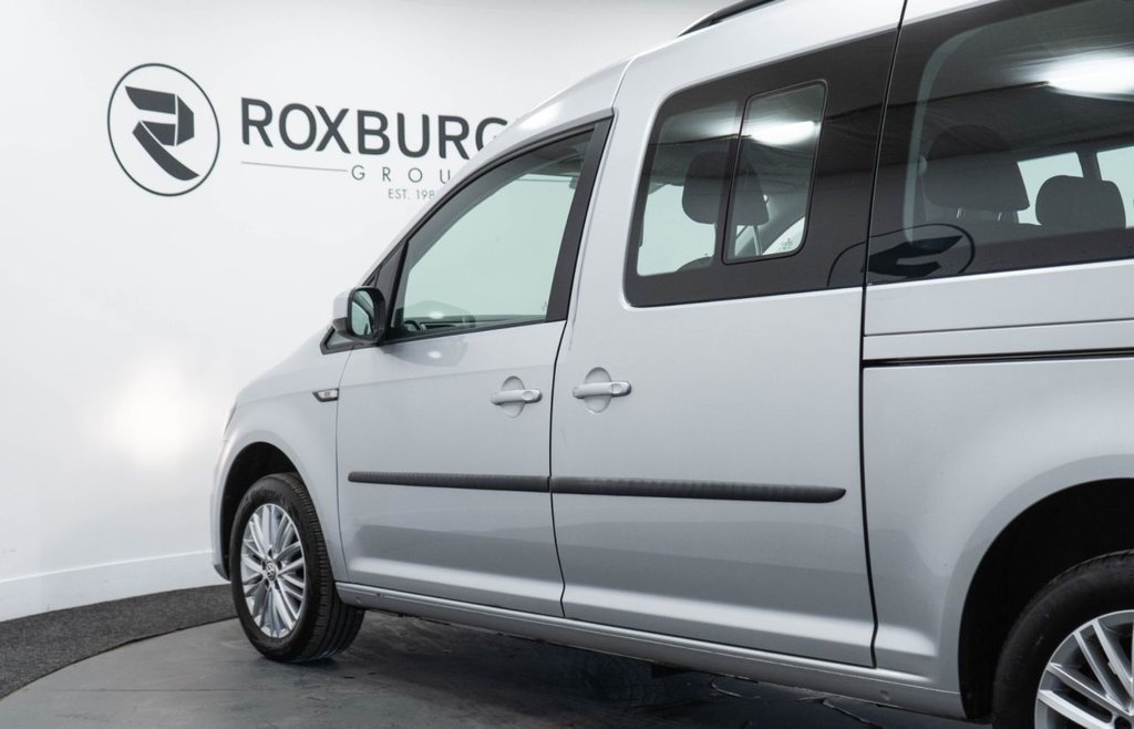 Used Volkswagen Caddy Maxi Life 2019 for sale - 77328218: Photo 20