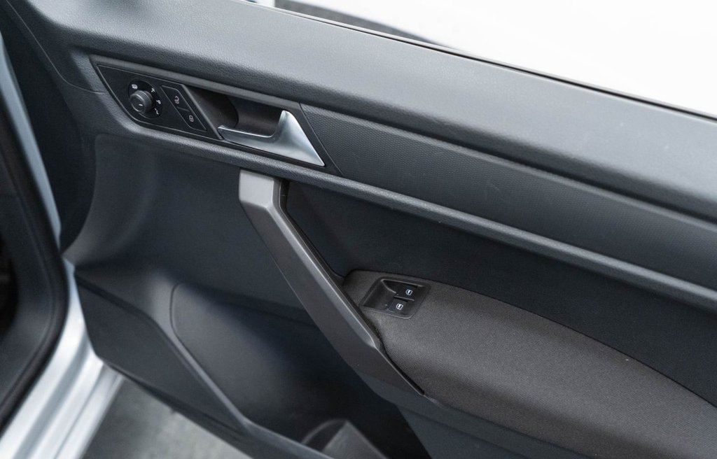 Used Volkswagen Caddy Maxi Life 2019 for sale - 77328218: Photo 23