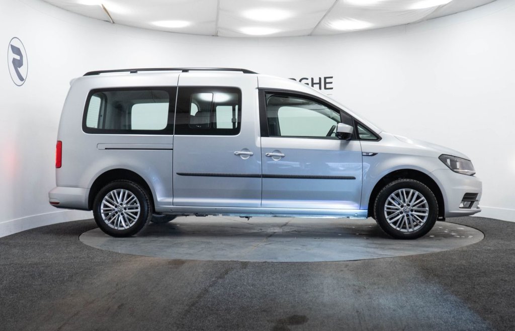 Used Volkswagen Caddy Maxi Life 2019 for sale - 77328218: Photo 9