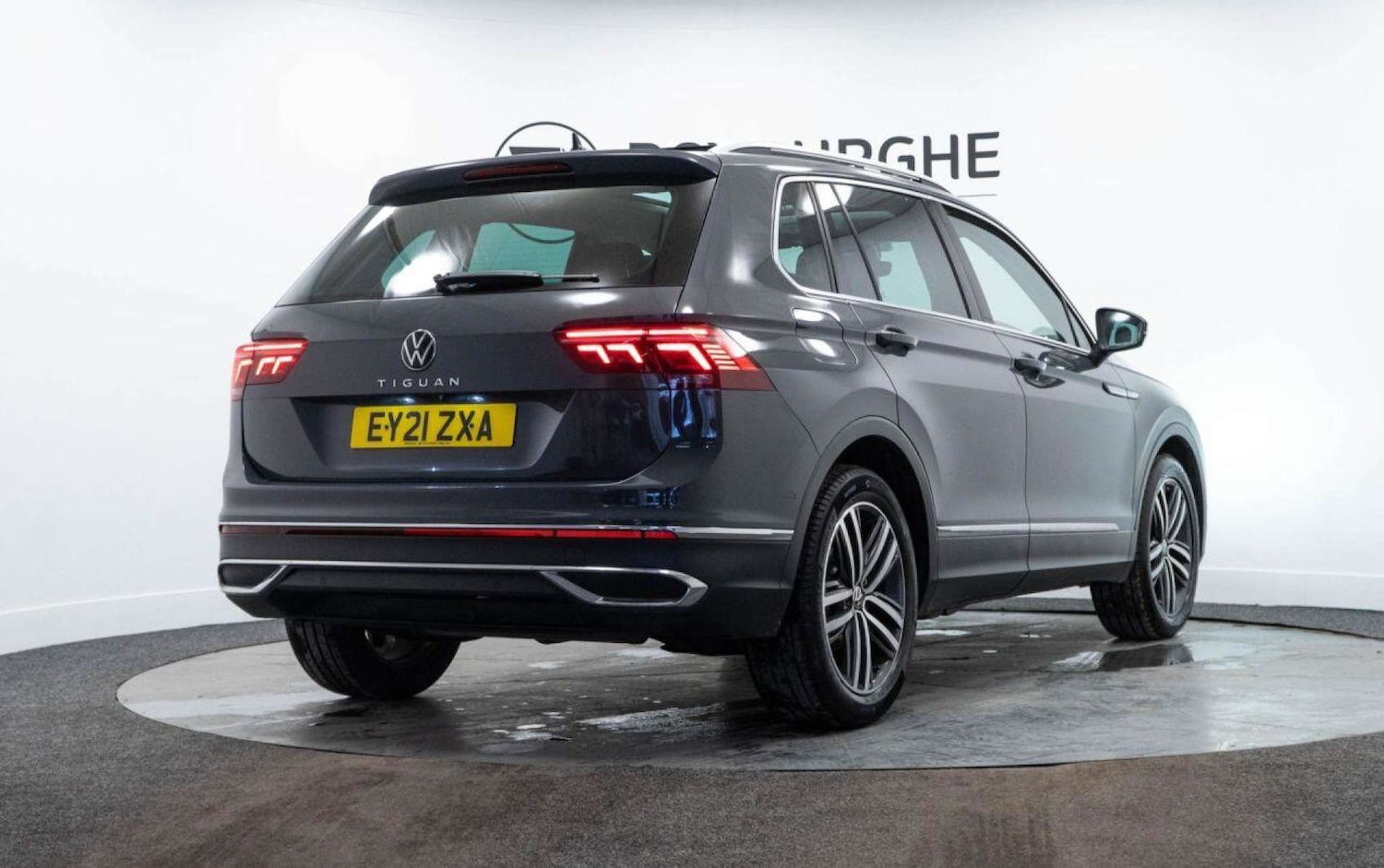 Used Volkswagen Tiguan 2021 for sale - 77930891: Photo 8