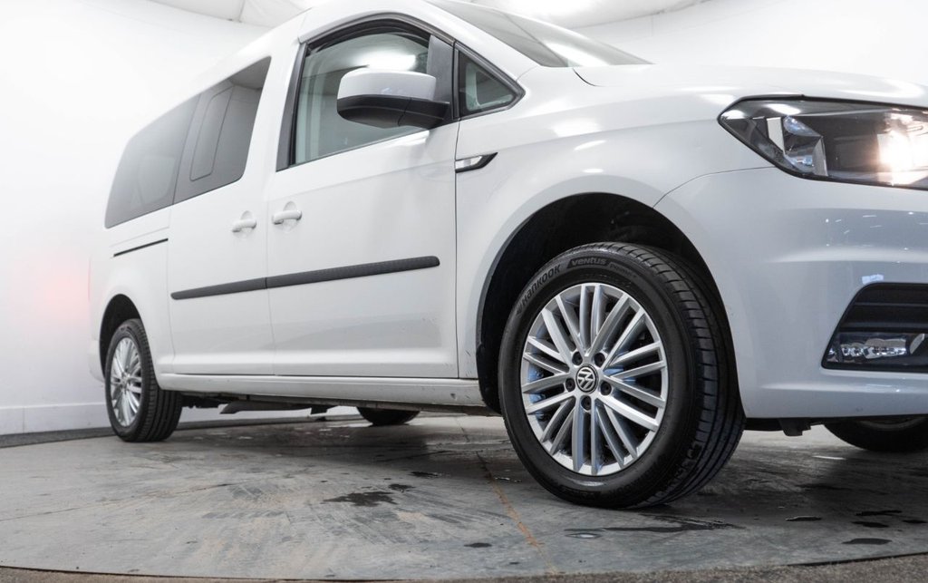 Used Volkswagen Caddy Maxi Life 2018 for sale - 77608443: Photo 10