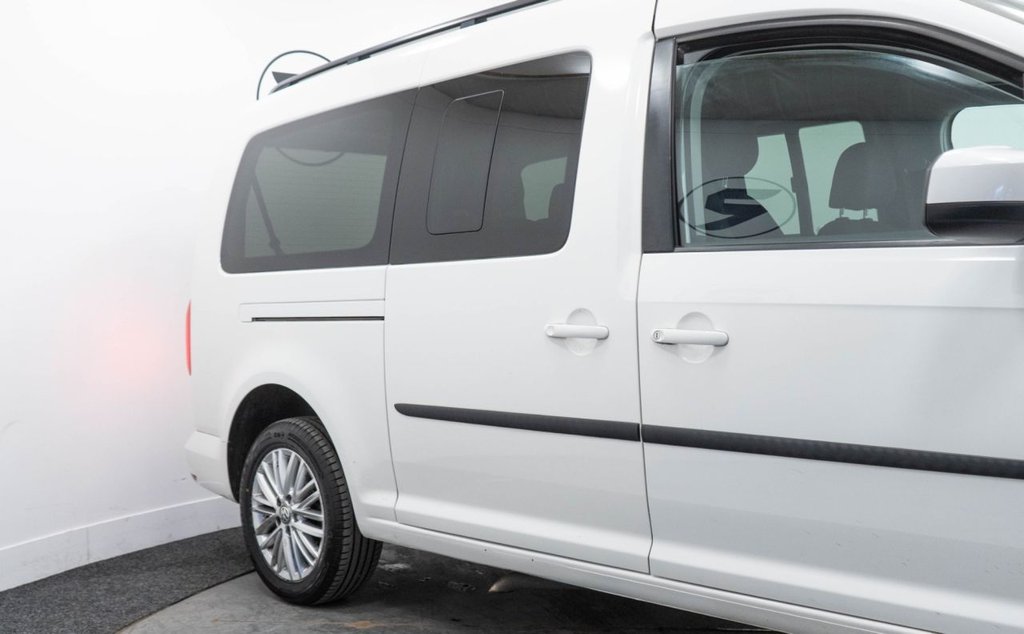 Used Volkswagen Caddy Maxi Life 2018 for sale - 77608443: Photo 12