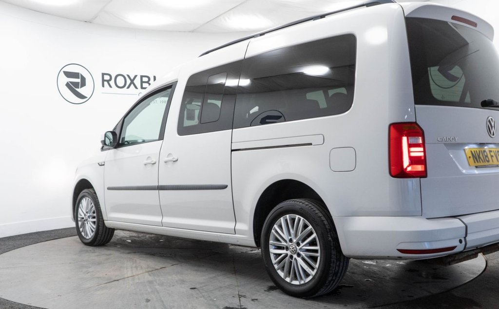 Used Volkswagen Caddy Maxi Life 2018 for sale - 77608443: Photo 16