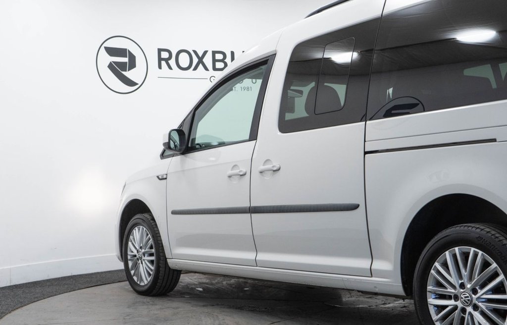 Used Volkswagen Caddy Maxi Life 2018 for sale - 77608443: Photo 17