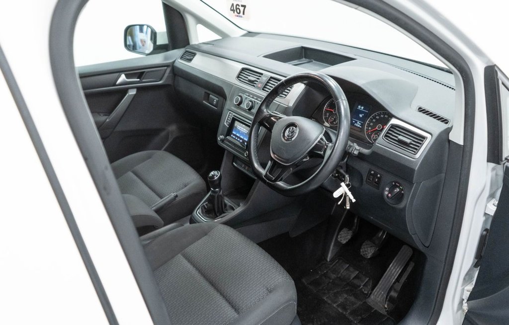 Used Volkswagen Caddy Maxi Life 2018 for sale - 77608443: Photo 18