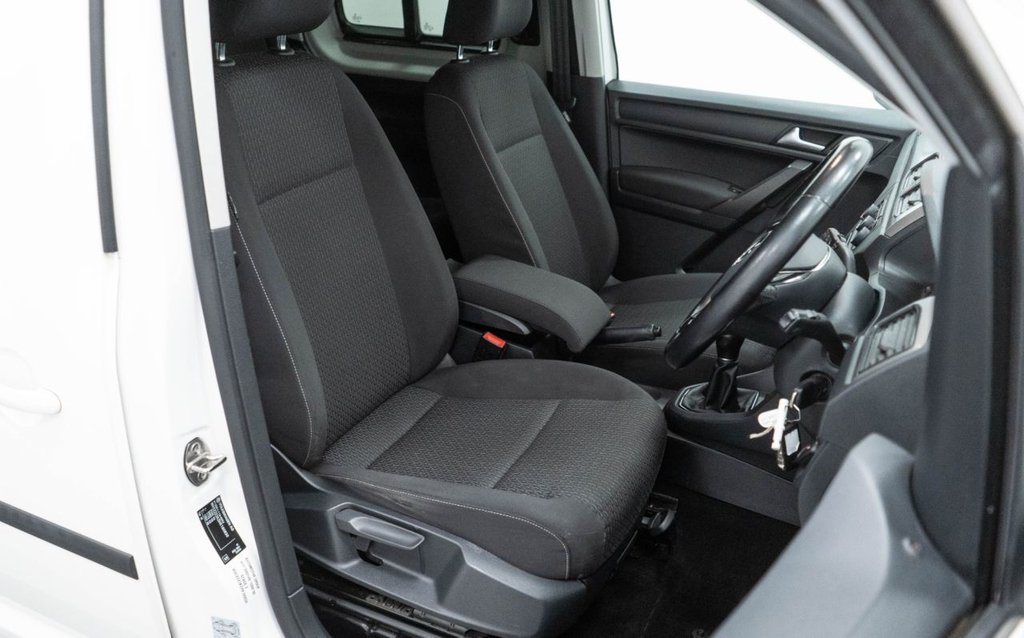 Used Volkswagen Caddy Maxi Life 2018 for sale - 77608443: Photo 19