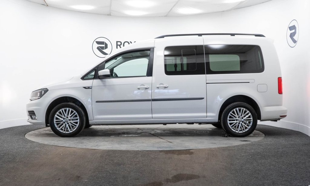 Used Volkswagen Caddy Maxi Life 2018 for sale - 77608443: Photo 4