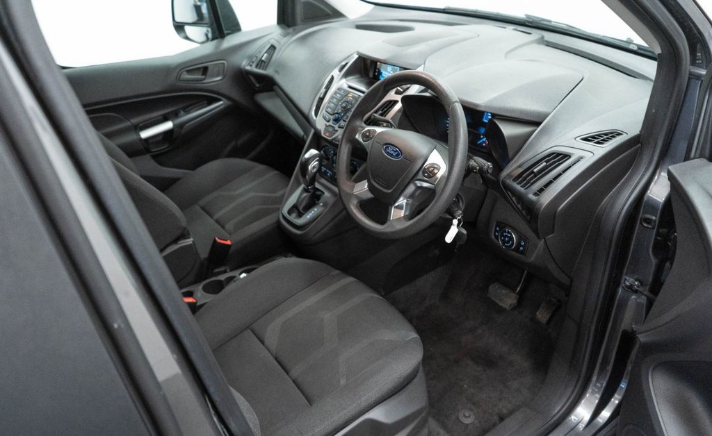 Used Ford Grand Tourneo Connect 2018 for sale - 76582310: Photo 15