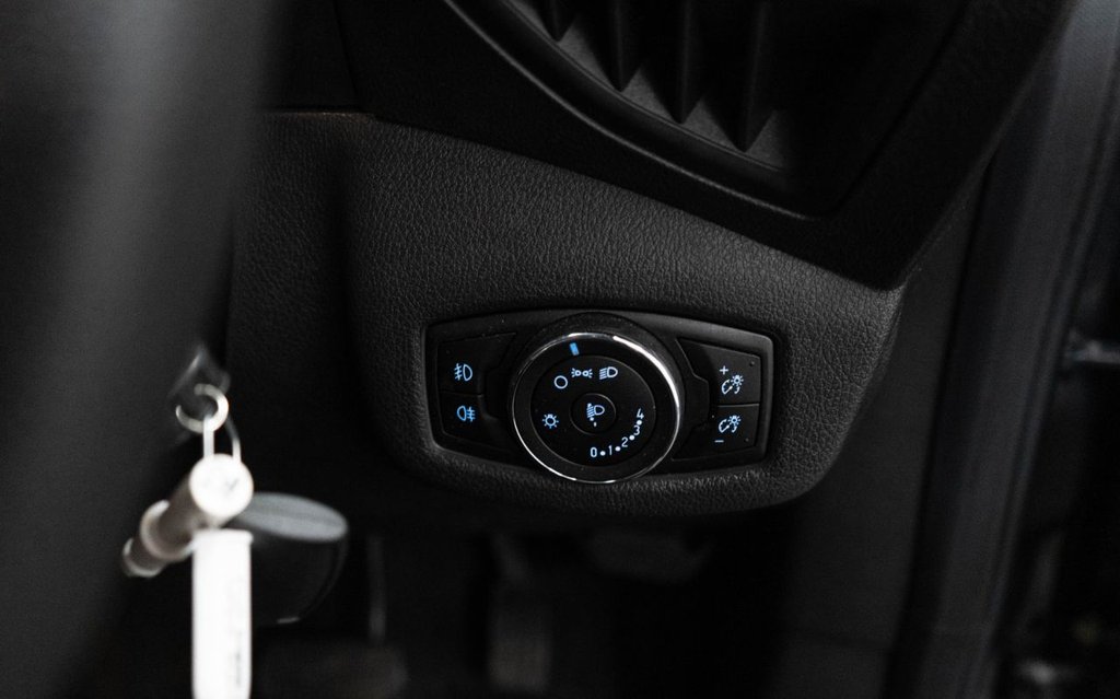 Used Ford Grand Tourneo Connect 2018 for sale - 76582310: Photo 19