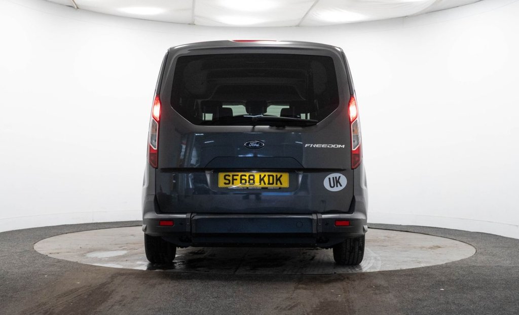 Used Ford Grand Tourneo Connect 2018 for sale - 76582310: Photo 7