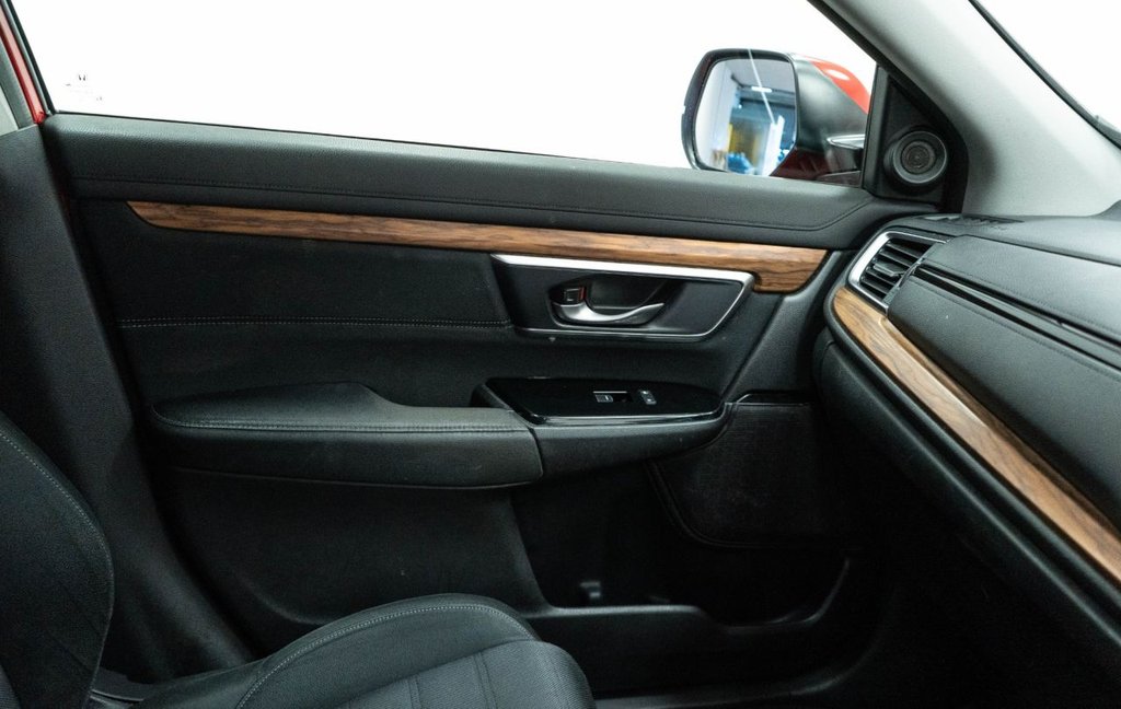 Used Honda CR-V 2020 for sale - 77250144: Photo 29