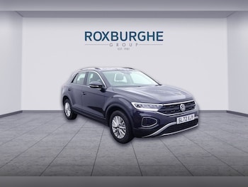 Used Volkswagen T-Roc 2022 for sale - 77693495: Photo