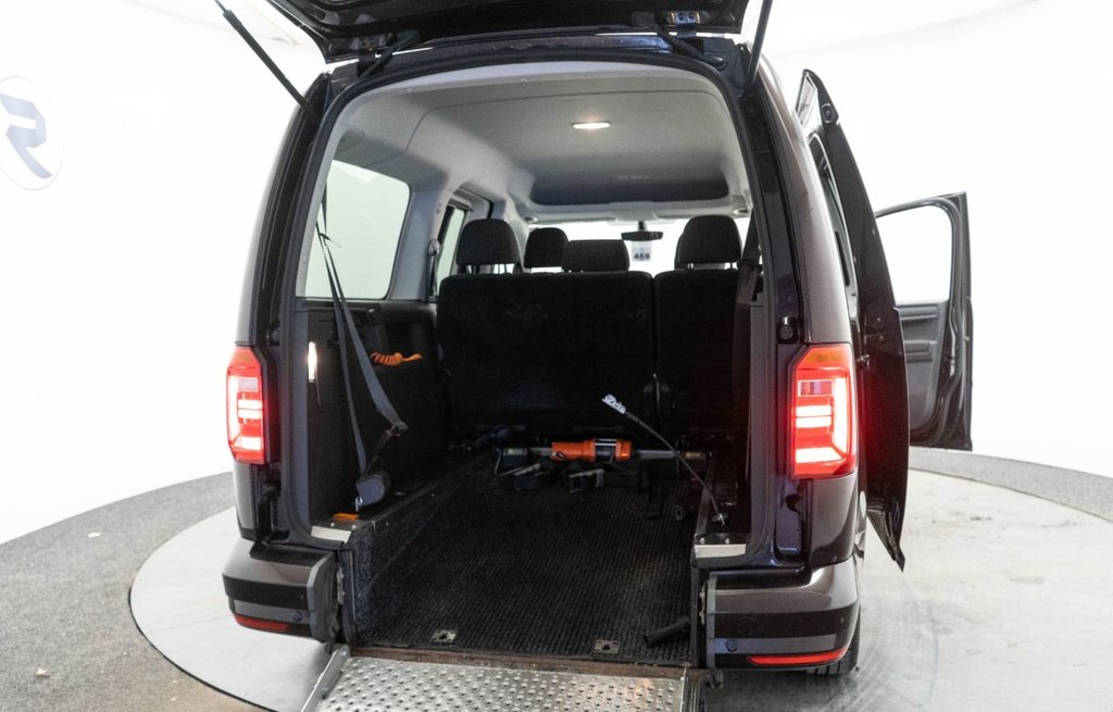 Used Volkswagen Caddy Maxi 2018 for sale - 77088869: Photo 32