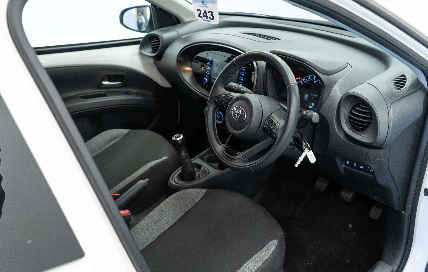 Used Toyota Aygo X 2022 for sale - 77950398: Photo 21