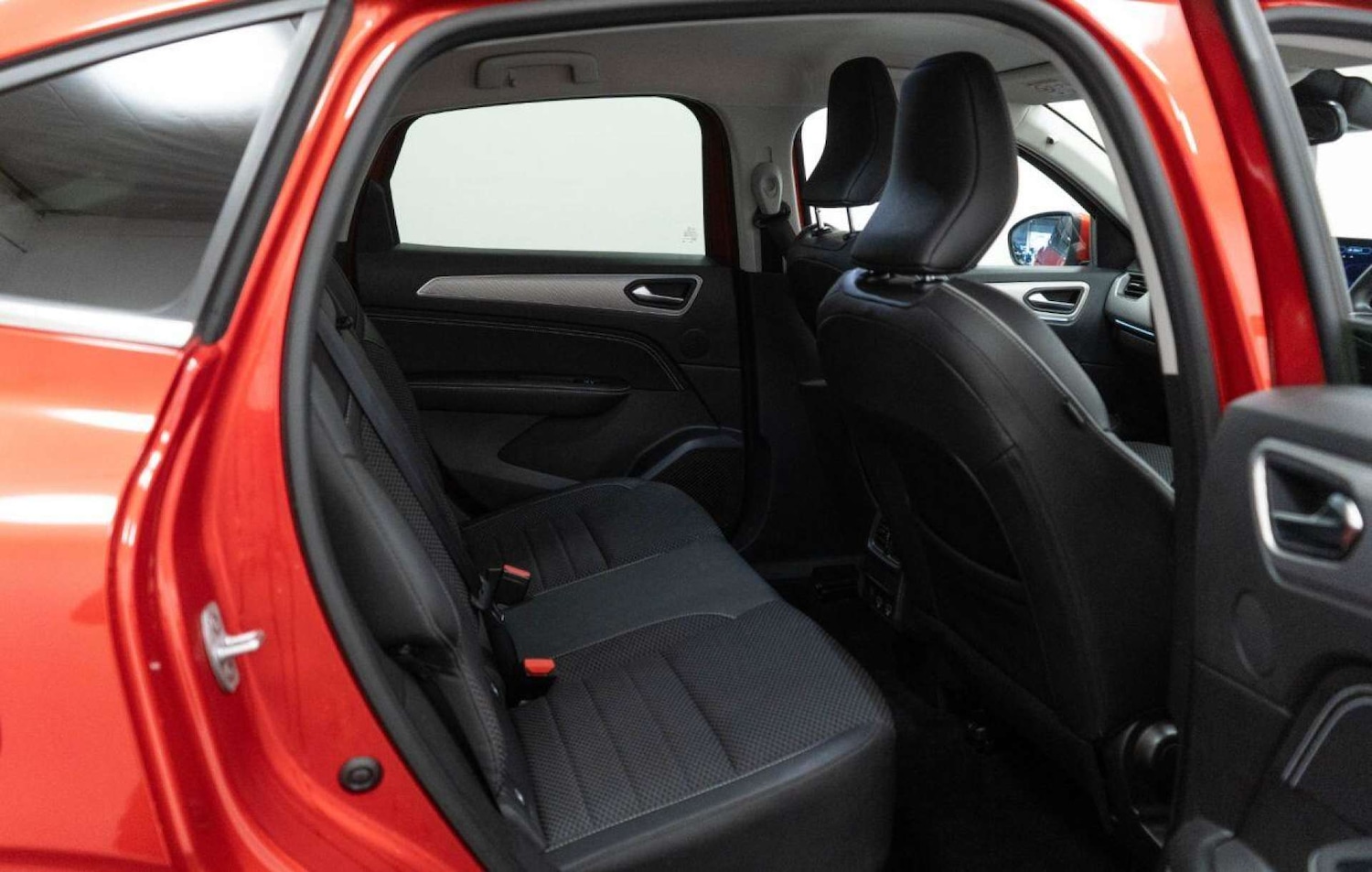 Used Renault Arkana 2022 for sale - 77930804: Photo 32