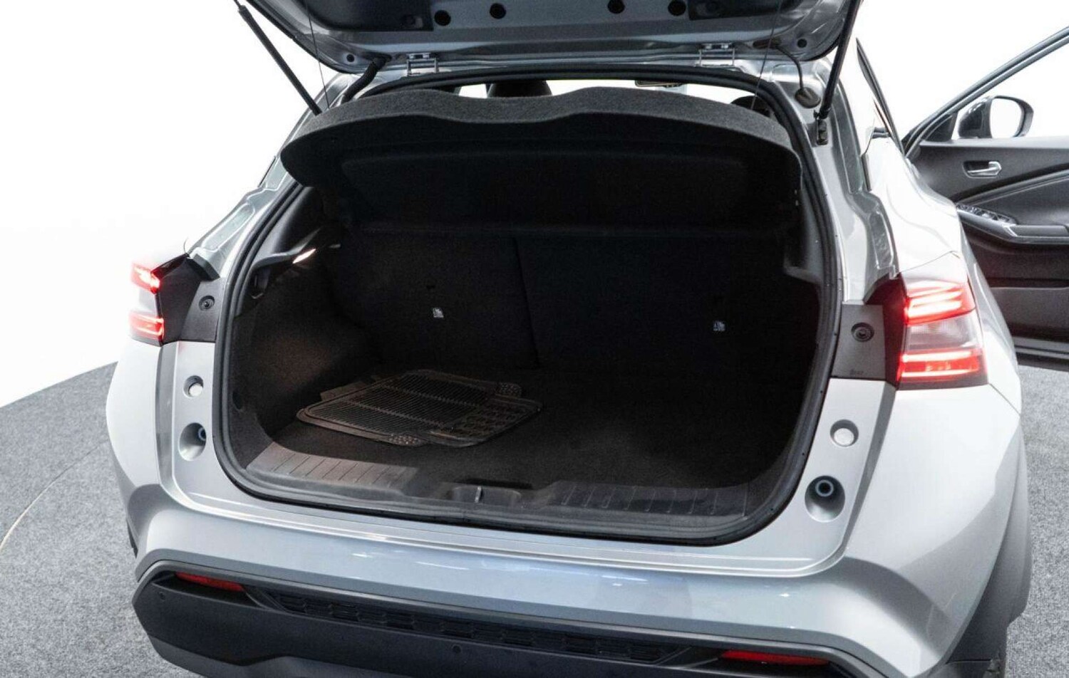 Used Nissan Juke 2022 for sale - 77930702: Photo 34