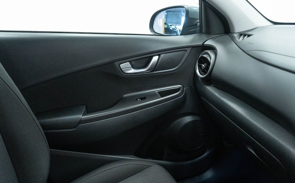Used Hyundai KONA 2022 for sale - 76202555: Photo 31