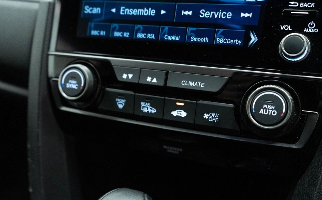 Used Honda Civic 2020 for sale - 77121731: Photo 28