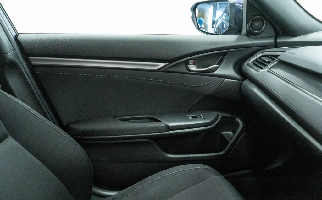 Used Honda Civic 2020 for sale - 77121731: Photo 31