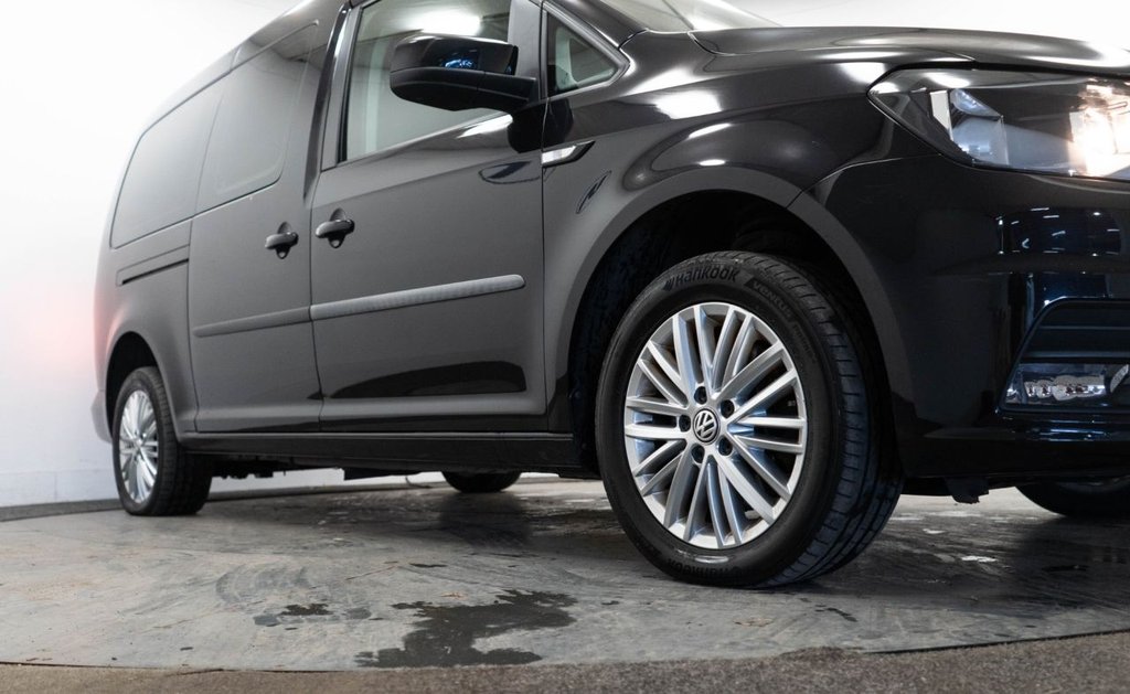 Used Volkswagen Caddy Maxi Life 2019 for sale - 76973300: Photo 11