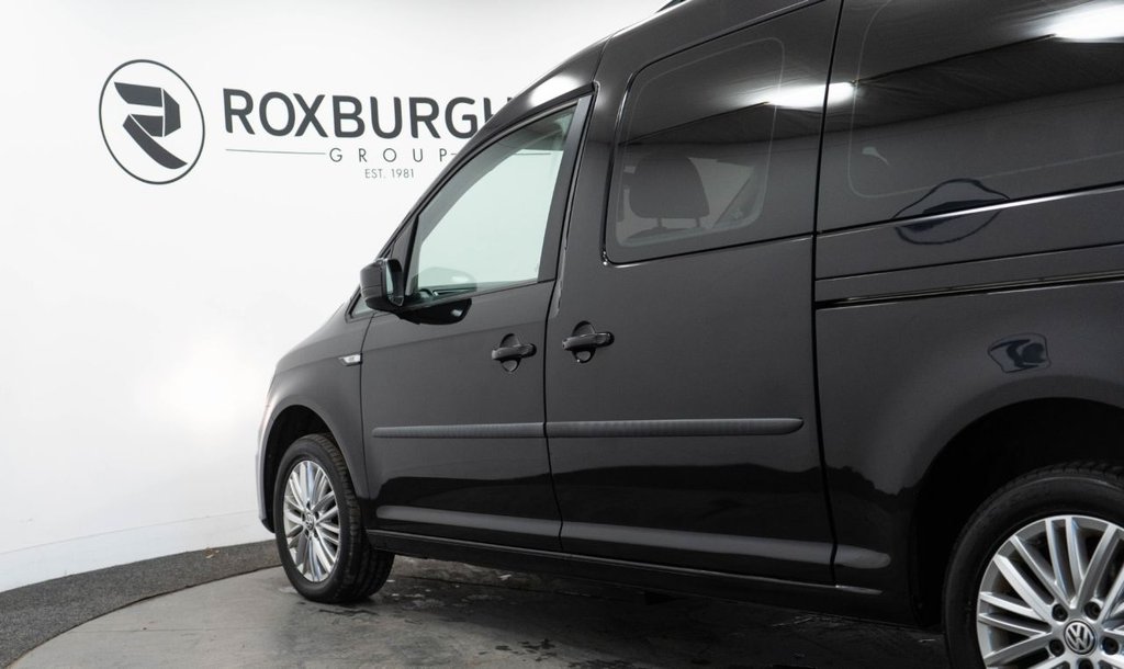 Used Volkswagen Caddy Maxi Life 2019 for sale - 76973300: Photo 19