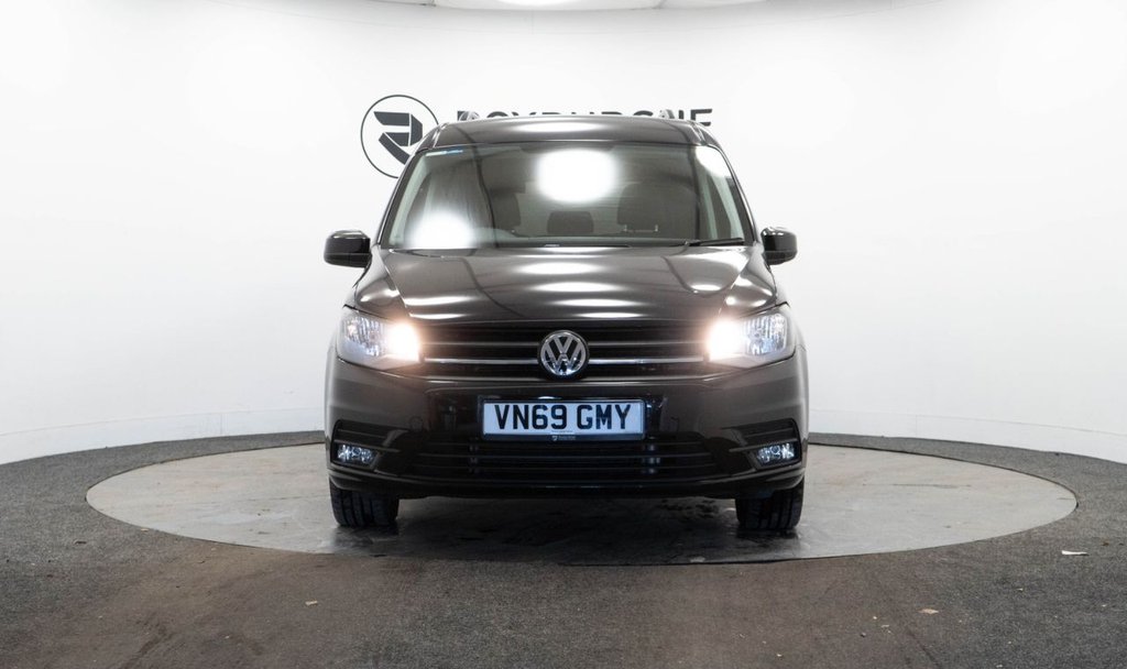 Used Volkswagen Caddy Maxi Life 2019 for sale - 76973300: Photo 2