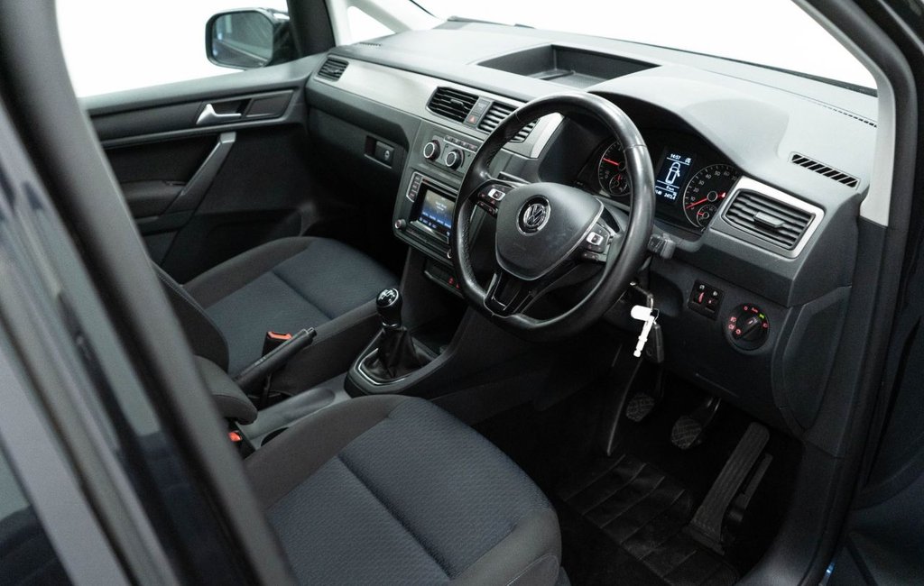 Used Volkswagen Caddy Maxi Life 2019 for sale - 76973300: Photo 20