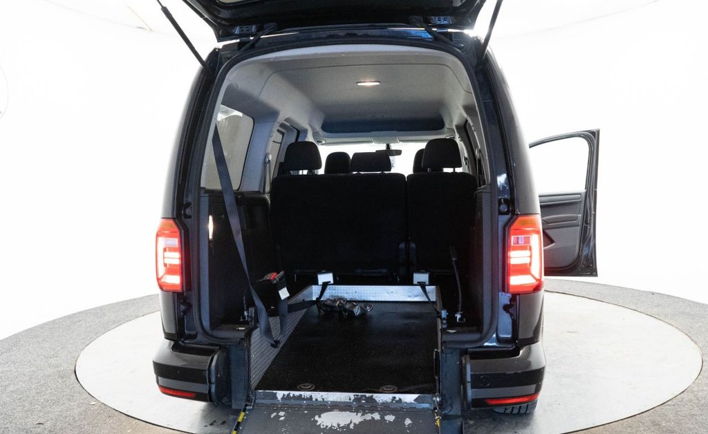 Used Volkswagen Caddy Maxi Life 2019 for sale - 76973300: Photo 32