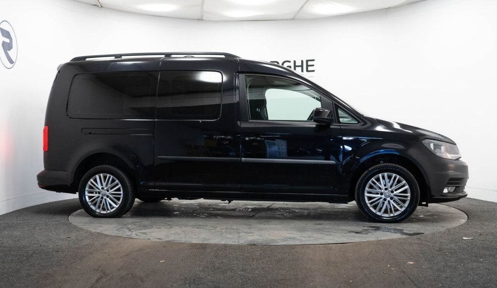 Used Volkswagen Caddy Maxi Life 2019 for sale - 76973300: Photo 9