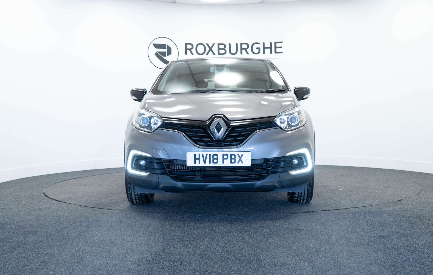 Used Renault Captur 2018 for sale - 78098902: Photo 2