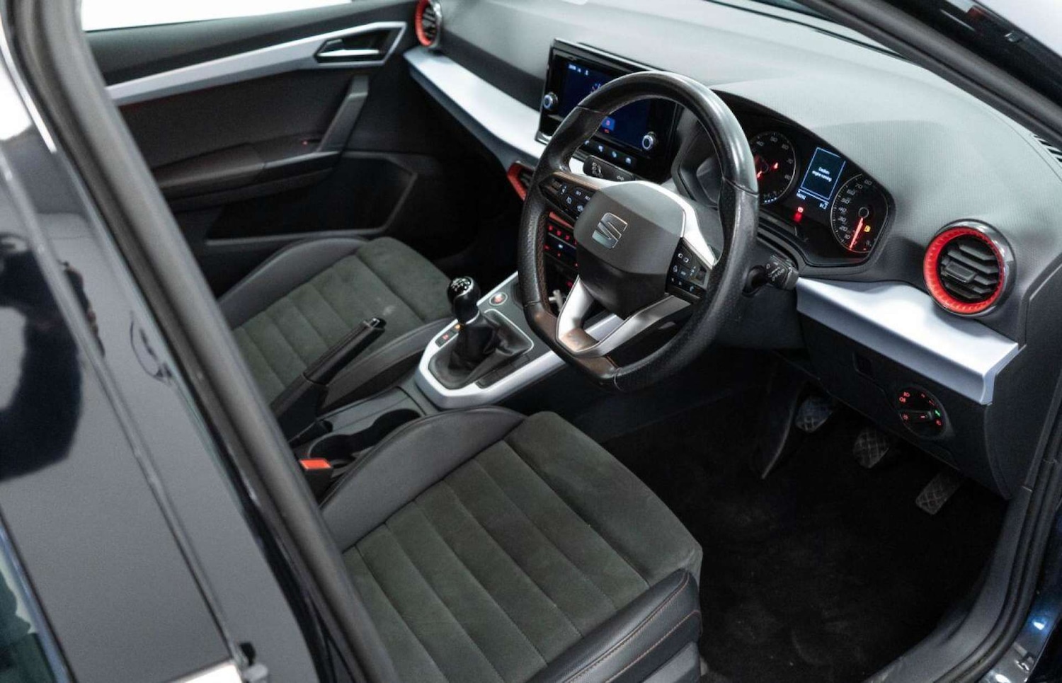 Used SEAT Arona 2022 for sale - 77930934: Photo 19