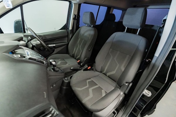 Used Ford Grand Tourneo Connect 2020 for sale - 74916251: Photo 39