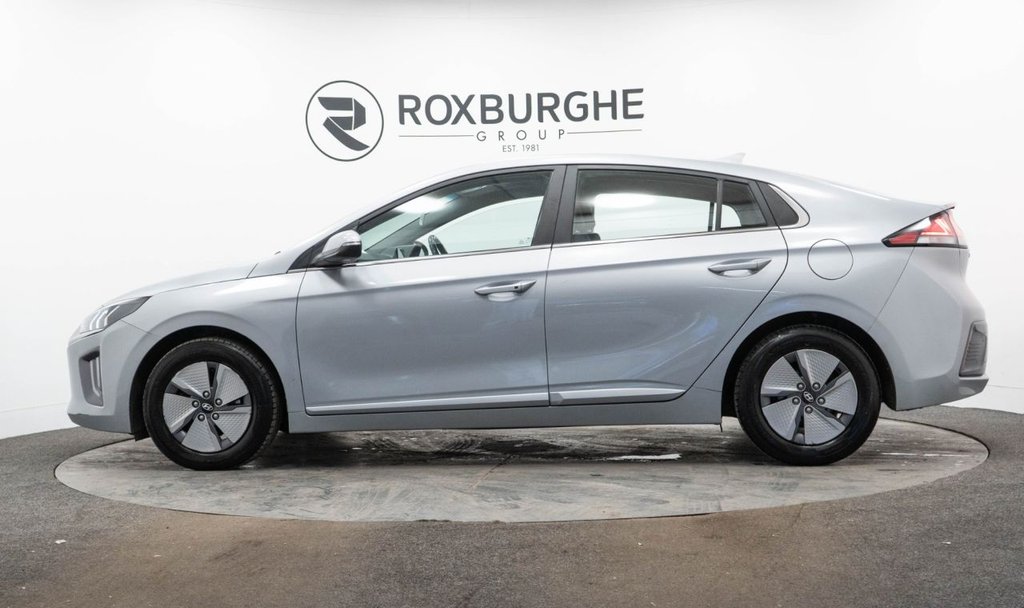 Used Hyundai IONIQ 2022 for sale - 76642184: Photo 4