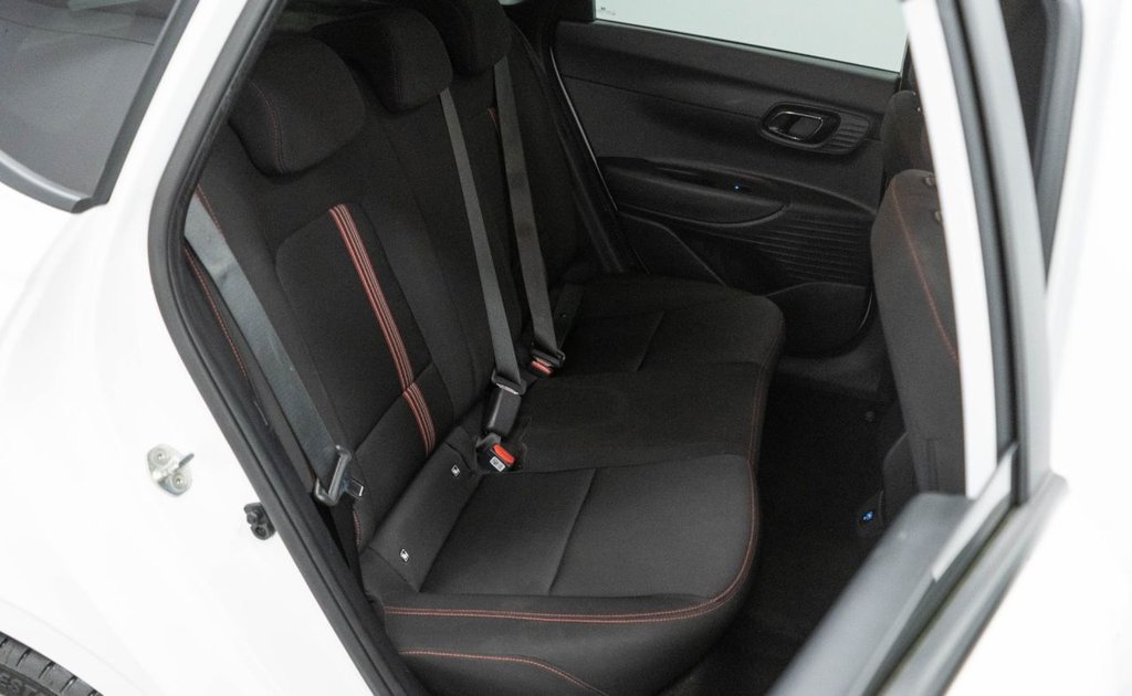 Used Hyundai i20 2022 for sale - 76396133: Photo 32