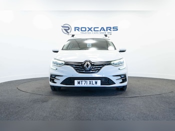Used Renault Megane 2022 for sale - 78570530: Photo
