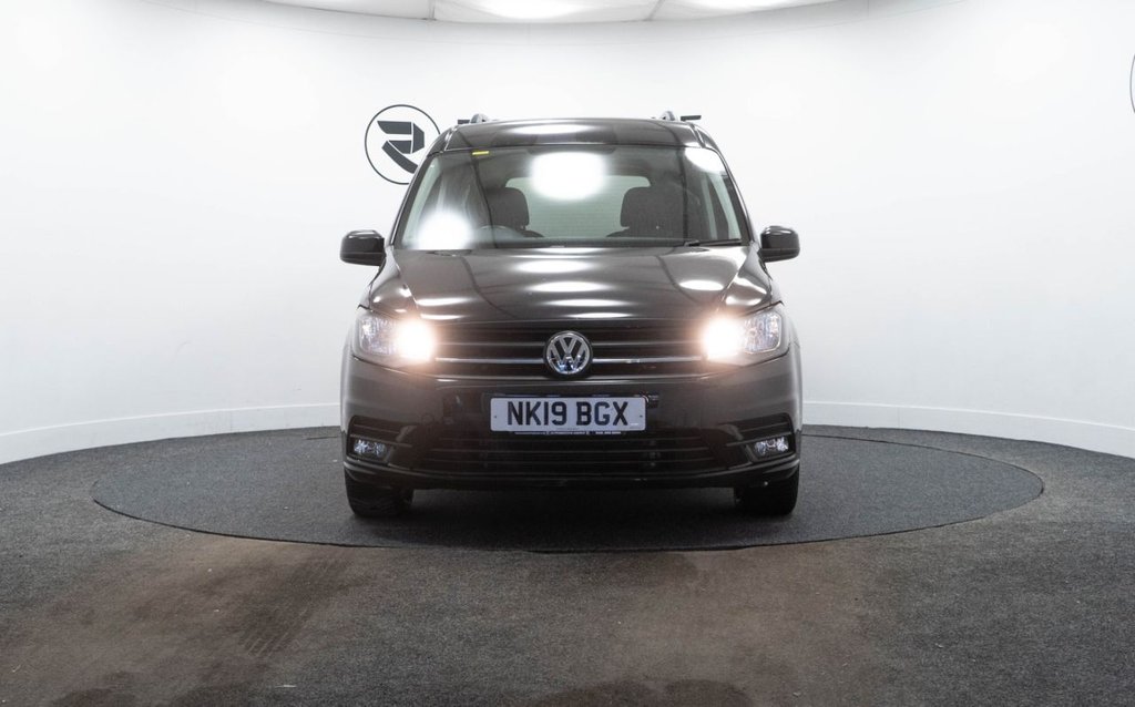 Used Volkswagen Caddy Maxi Life 2019 for sale - 77835189: Photo 2