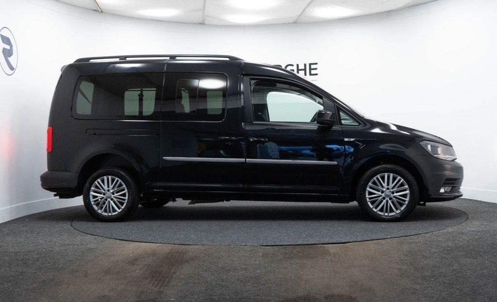 Used Volkswagen Caddy Maxi Life 2019 for sale - 77835189: Photo 3
