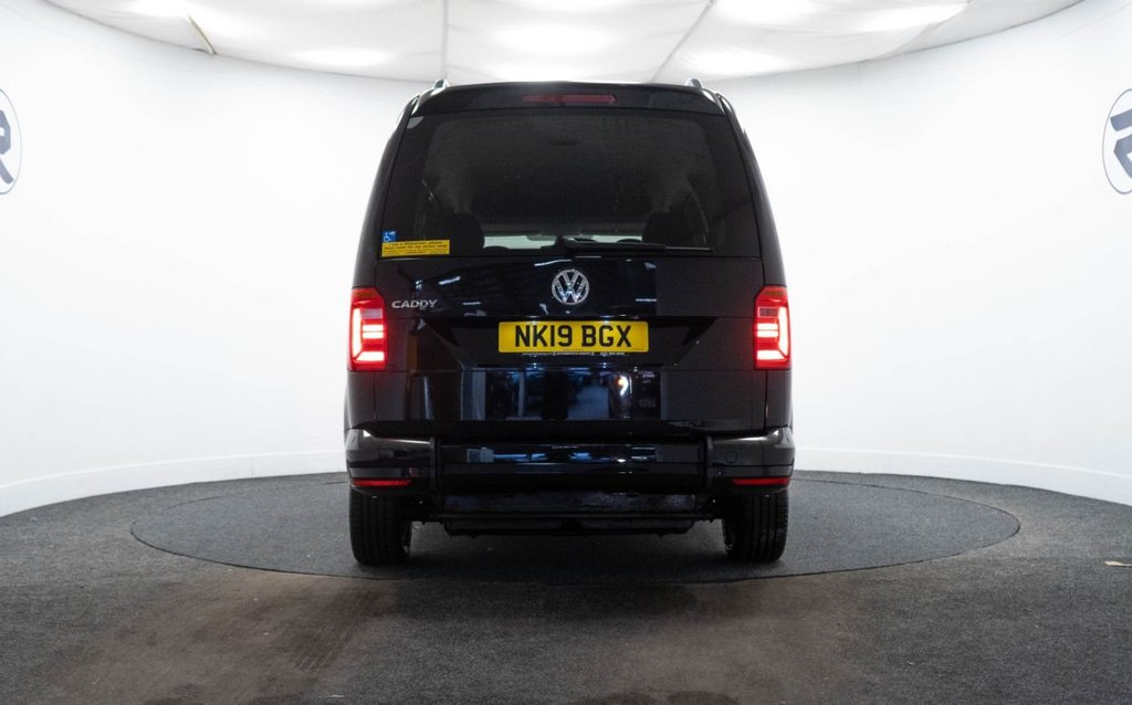 Used Volkswagen Caddy Maxi Life 2019 for sale - 77835189: Photo 5