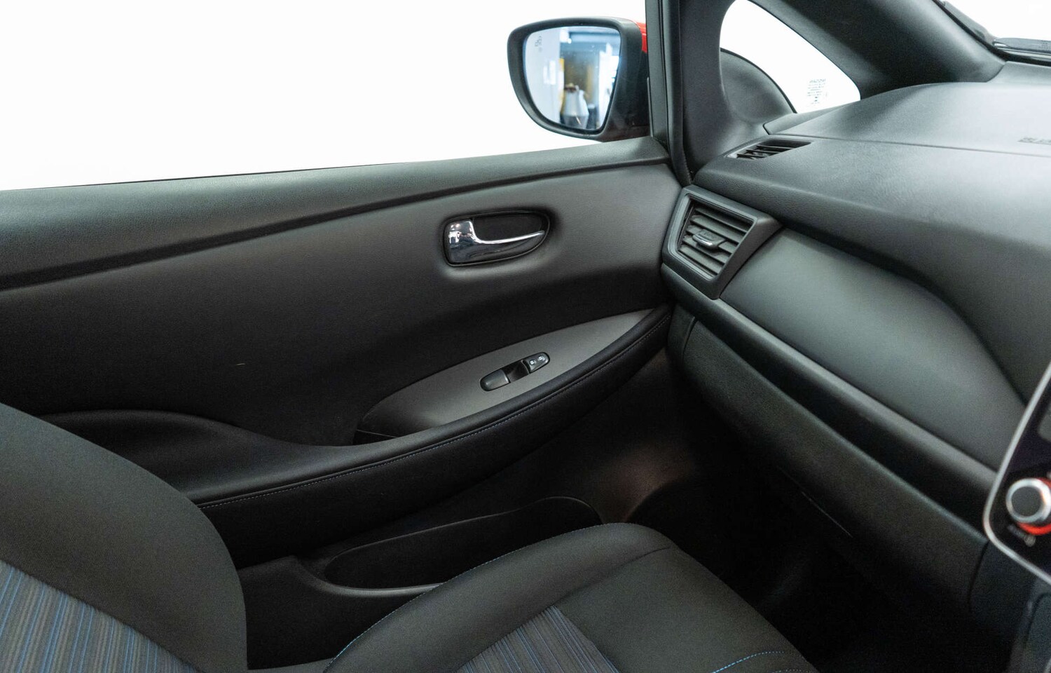 Used Nissan Leaf 2022 for sale - 78098877: Photo 33