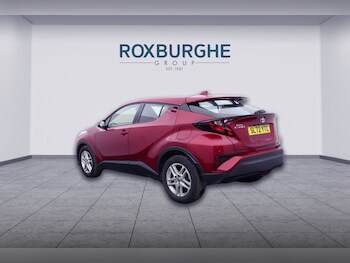 Used Toyota C-HR 2023 for sale - 77879543: Photo