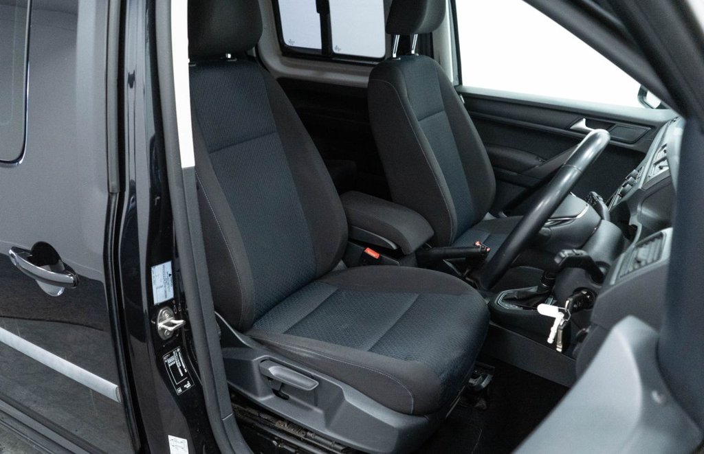 Used Volkswagen Caddy Maxi Life 2017 for sale - 77583317: Photo 22