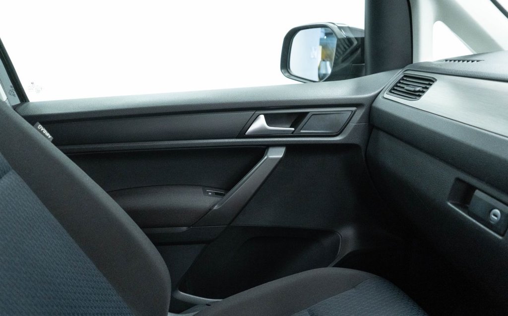 Used Volkswagen Caddy Maxi Life 2017 for sale - 77583317: Photo 31