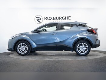 Used Toyota C-HR 2022 for sale - 75253967: Photo