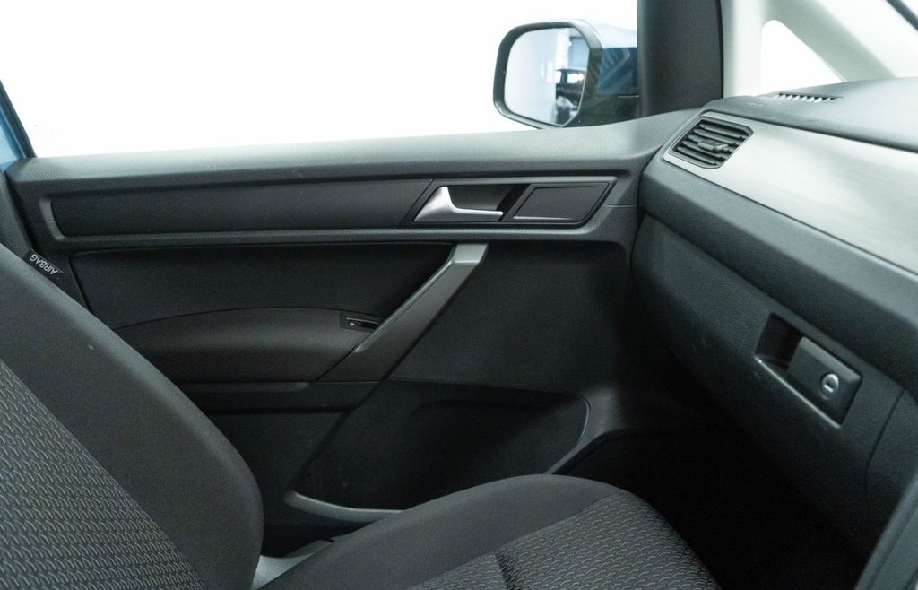 Used Volkswagen Caddy Maxi Life 2018 for sale - 76291291: Photo 29