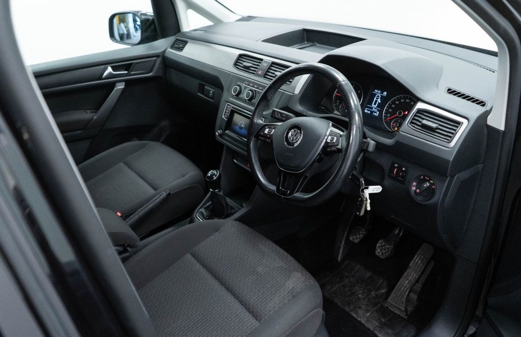 Used Volkswagen Caddy Maxi Life 2018 for sale - 77546810: Photo 21