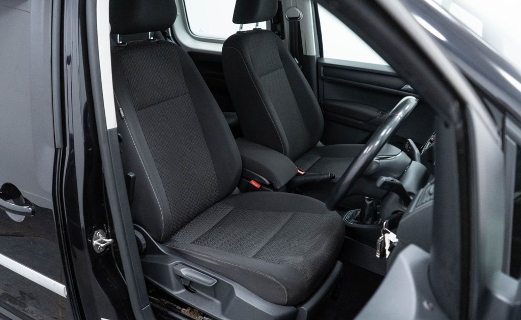 Used Volkswagen Caddy Maxi Life 2018 for sale - 77546810: Photo 22