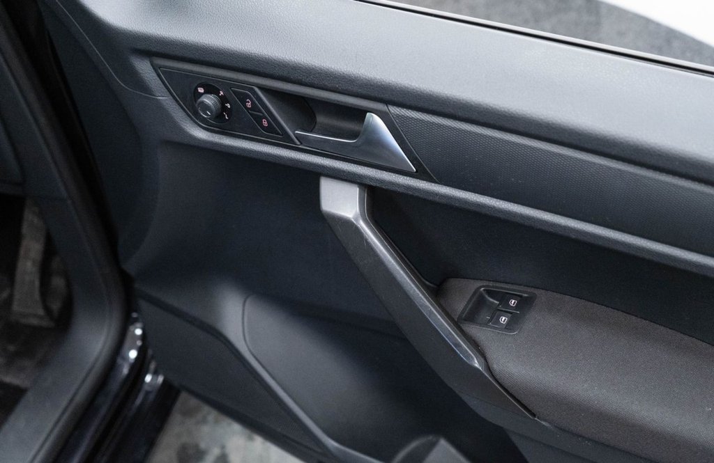 Used Volkswagen Caddy Maxi Life 2018 for sale - 77546810: Photo 23