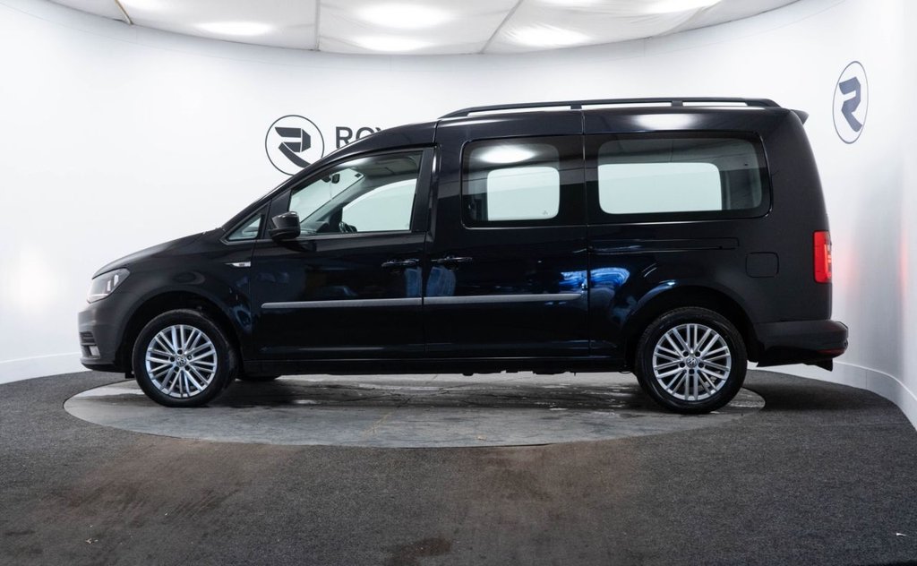 Used Volkswagen Caddy Maxi Life 2018 for sale - 77546810: Photo 4