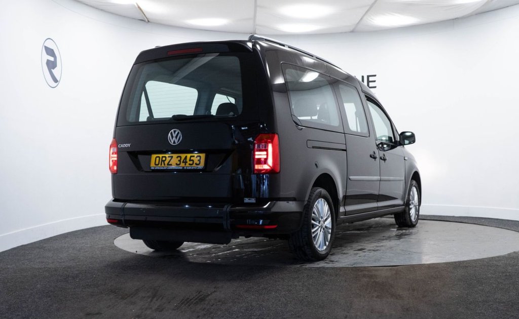 Used Volkswagen Caddy Maxi Life 2018 for sale - 77546810: Photo 8